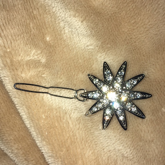 🎉SOLD!🎉NWT Star Hair Clips - Picture 10 of 12